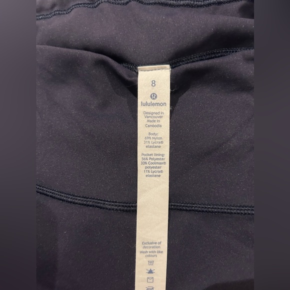Lululemon navy leggings - Picture 4 of 5